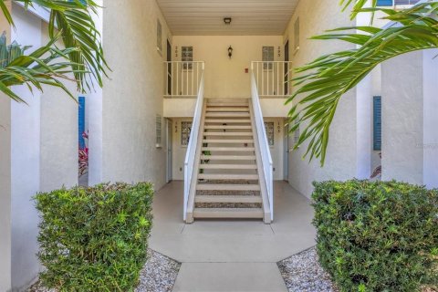 Condo in Venice, Florida, 2 bedrooms  № 1636583 - photo 3