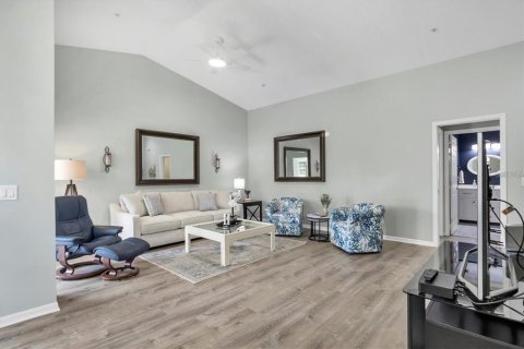 Condo in Venice, Florida, 2 bedrooms  № 1636583 - photo 13
