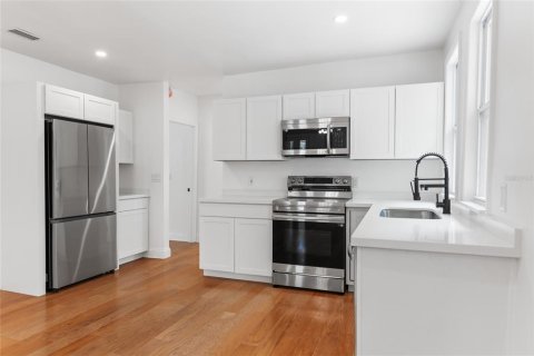 Casa en venta en Alachua, Florida, 3 dormitorios, 105.91 m2 № 1625652 - foto 8