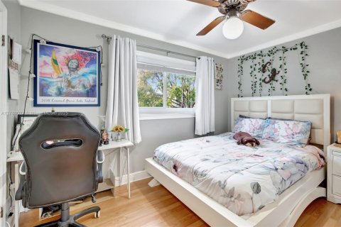 House in Plantation, Florida 5 bedrooms, 224.27 sq.m. № 1632873 - photo 24