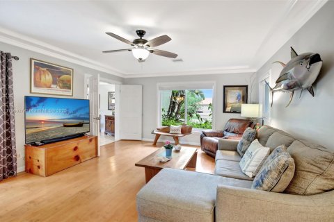 House in Plantation, Florida 5 bedrooms, 224.27 sq.m. № 1632873 - photo 20