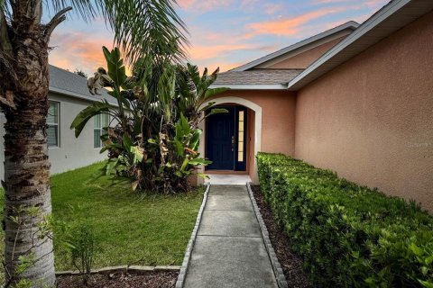 Casa en venta en Riverview, Florida, 3 dormitorios, 118.45 m2 № 2117534 - foto 2