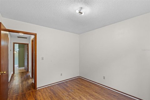 Casa en venta en Orlando, Florida, 4 dormitorios, 196.12 m2 № 1902270 - foto 30