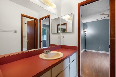 Casa en venta en Orlando, Florida, 4 dormitorios, 196.12 m2 № 1902270 - foto 25