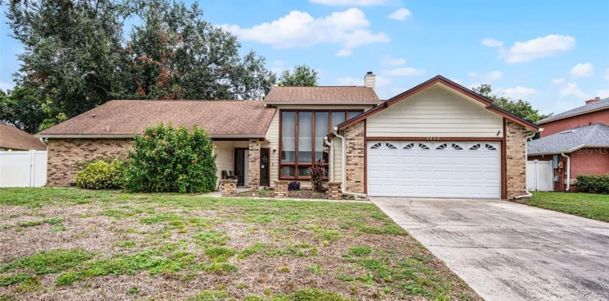 Casa en Orlando, Florida 4 dormitorios, 196.12 m2 № 1902270