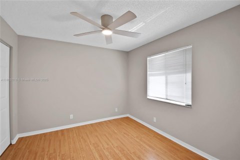 Villa ou maison à vendre à Weston, Floride: 3 chambres, 129.13 m2 № 1741304 - photo 22