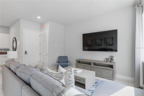 Condo in Four Corners, Florida, 3 bedrooms  № 2223795 - photo 5