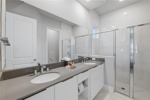 Condo in Four Corners, Florida, 3 bedrooms  № 2223795 - photo 15