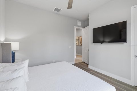 Condo in Four Corners, Florida, 3 bedrooms  № 2223795 - photo 22