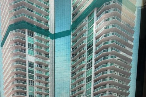 Condominio en venta en Sunny Isles Beach, Florida, 2 dormitorios, 142.14 m2 № 1967911 - foto 9