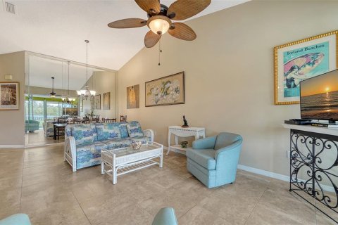 House in Bradenton, Florida 2 bedrooms, 120.03 sq.m. № 1556858 - photo 16