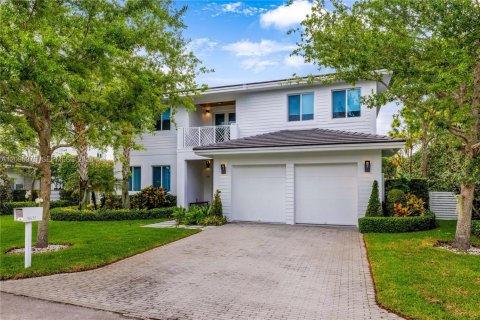 Villa ou maison à vendre à South Miami, Floride: 5 chambres, 346.15 m2 № 2387990 - photo 15