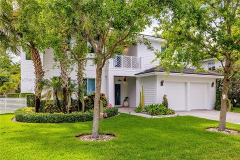 Villa ou maison à vendre à South Miami, Floride: 5 chambres, 346.15 m2 № 2387990 - photo 16