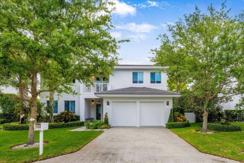 Villa ou maison à vendre à South Miami, Floride: 5 chambres, 346.15 m2 № 2387990 - photo 14