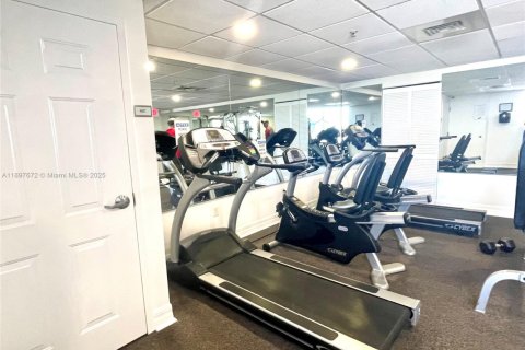 Снять в аренду кондоминиум в Майами, Флорида 1 спальня, 66.52м2, № 1949392 - фото 27