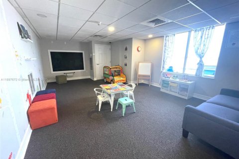 Снять в аренду кондоминиум в Майами, Флорида 1 спальня, 66.52м2, № 1949392 - фото 29