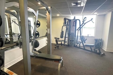 Снять в аренду кондоминиум в Майами, Флорида 1 спальня, 66.52м2, № 1949392 - фото 26