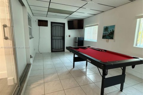 Снять в аренду виллу или дом в Мирамар, Флорида 3 спальни, 139.45м2, № 2034823 - фото 28