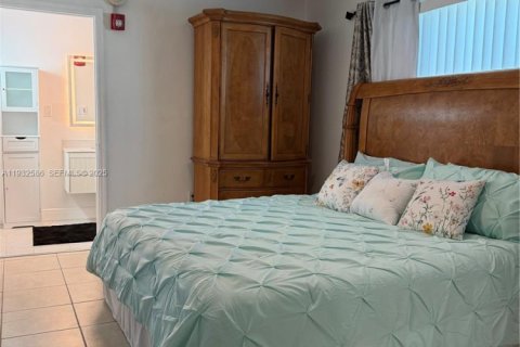 Снять в аренду виллу или дом в Мирамар, Флорида 3 спальни, 139.45м2, № 2034823 - фото 17