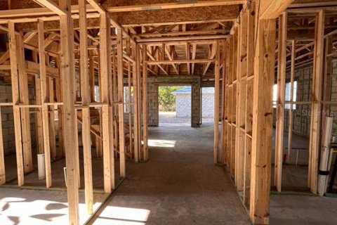 Casa en venta en Saint Petersburg, Florida, 3 dormitorios, 259.1 m2 № 2095883 - foto 3