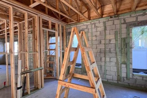 Casa en venta en Saint Petersburg, Florida, 3 dormitorios, 259.1 m2 № 2095883 - foto 8