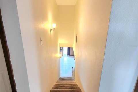 House in Sanford, Florida 4 bedrooms, 167.41 sq.m. № 1523306 - photo 18