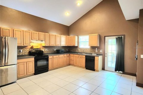 House in Sanford, Florida 4 bedrooms, 167.41 sq.m. № 1523306 - photo 10