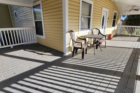 House in Sanford, Florida 4 bedrooms, 167.41 sq.m. № 1523306 - photo 2