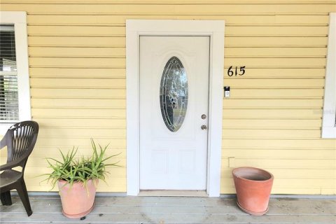 House in Sanford, Florida 4 bedrooms, 167.41 sq.m. № 1523306 - photo 3
