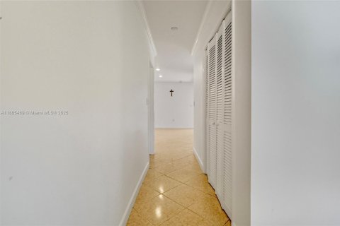 Villa ou maison à vendre à Sunrise, Floride: 4 chambres, 164.25 m2 № 1931676 - photo 7