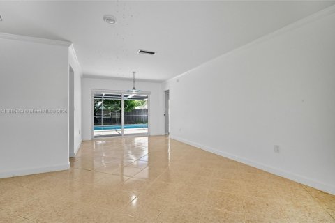 Villa ou maison à vendre à Sunrise, Floride: 4 chambres, 164.25 m2 № 1931676 - photo 8
