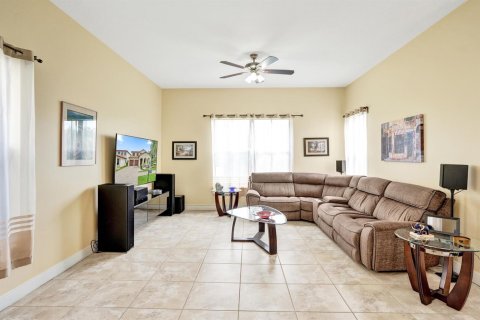 Villa ou maison à vendre à Cooper City, Floride: 4 chambres, 252.69 m2 № 2186589 - photo 14