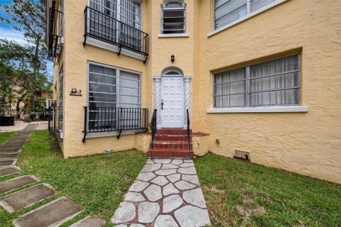 Appartement à louer à Coral Gables, Floride: 2 chambres, 74.32 m2 № 1889253 - photo 4