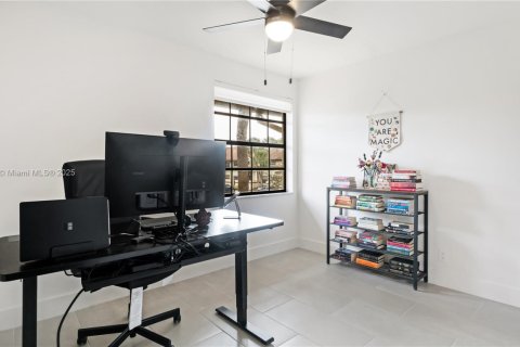 Copropriété à vendre à Deerfield Beach, Floride: 2 chambres, 102.19 m2 № 1968699 - photo 19