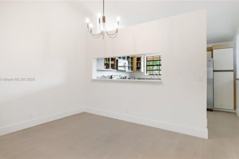 Copropriété à vendre à Deerfield Beach, Floride: 2 chambres, 102.19 m2 № 1968699 - photo 18