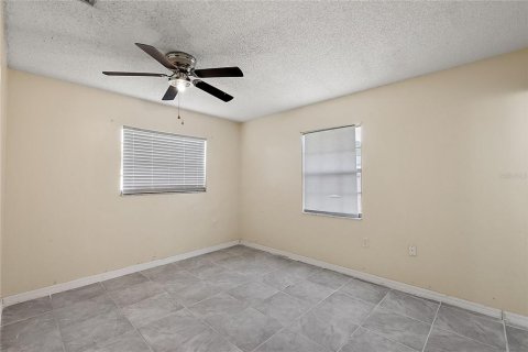 House in Ocala, Florida 2 bedrooms, 106.09 sq.m. № 1435692 - photo 25