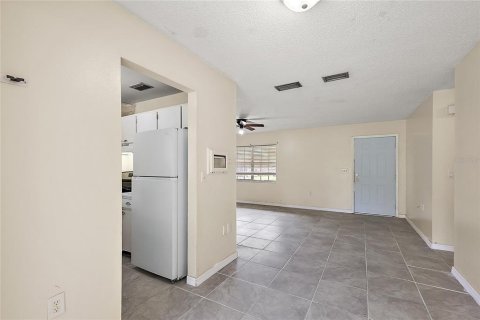 House in Ocala, Florida 2 bedrooms, 106.09 sq.m. № 1435692 - photo 14
