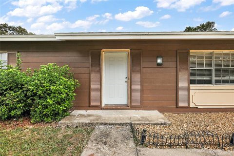 House in Ocala, Florida 2 bedrooms, 106.09 sq.m. № 1435692 - photo 8