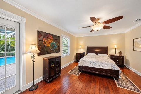 House in Tampa, Florida 5 bedrooms, 512.82 sq.m. № 2398363 - photo 18