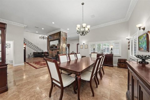 House in Tampa, Florida 5 bedrooms, 512.82 sq.m. № 2398363 - photo 14