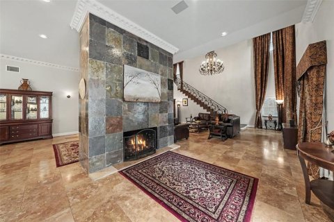 House in Tampa, Florida 5 bedrooms, 512.82 sq.m. № 2398363 - photo 5