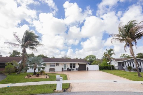Casa en venta en North Lauderdale, Florida, 3 dormitorios, 145.86 m2 № 2045757 - foto 5