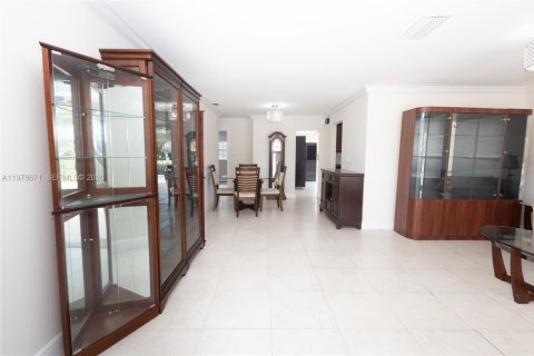 Casa en venta en North Lauderdale, Florida, 3 dormitorios, 145.86 m2 № 2045757 - foto 20