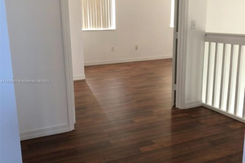 House in Homestead, Florida 3 bedrooms, 178.28 sq.m. № 1809833 - photo 16
