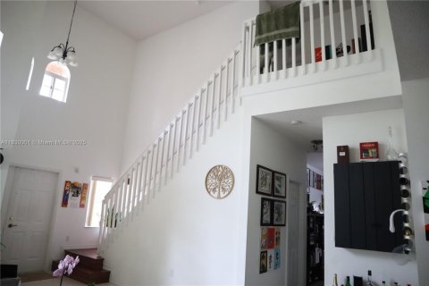 House in Homestead, Florida 3 bedrooms, 178.28 sq.m. № 1809833 - photo 13