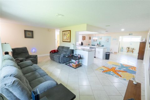 Casa en venta en Englewood, Florida, 3 dormitorios, 157 m2 № 1915076 - foto 15