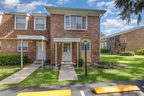 Condominio en venta en Leesburg, Florida, 2 dormitorios, 86.4 m2 № 1855871 - foto 1
