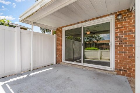 Condominio en venta en Leesburg, Florida, 2 dormitorios, 86.4 m2 № 1855871 - foto 21