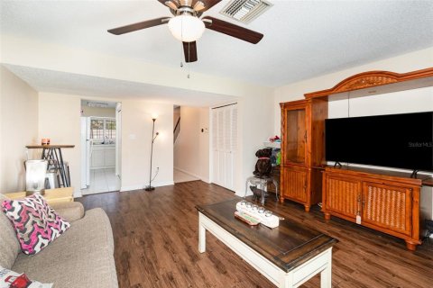 Condominio en venta en Leesburg, Florida, 2 dormitorios, 86.4 m2 № 1855871 - foto 5
