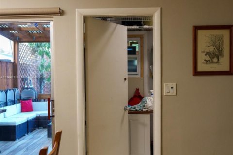 Copropriété à vendre à Miami, Floride: 2 chambres, 111.48 m2 № 2052498 - photo 23